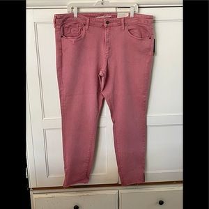 Universal Thread Jeans